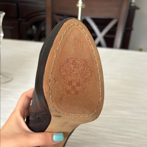 Elegant Vince Camuto Black Leather Stiletto Ankle Booties - Picture 5 of 11